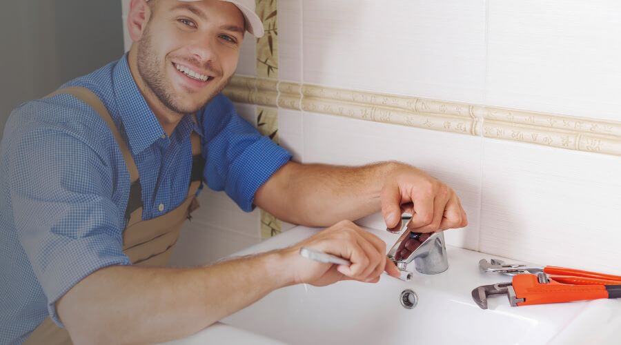 Professional 24/7 plumber services in Charlotte
